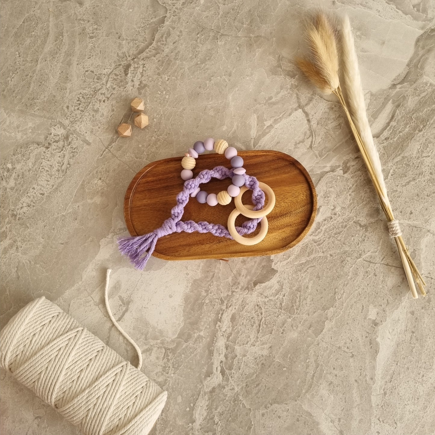 Anneau de dentition avec perles